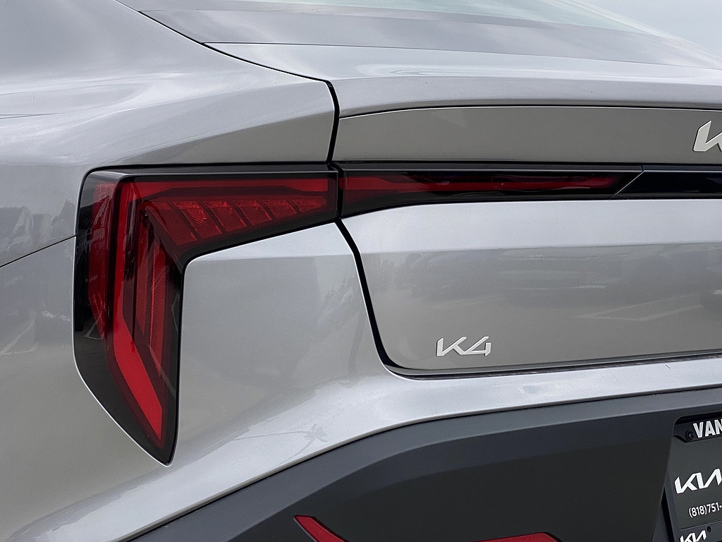 New 2026 Kia K4 LXS