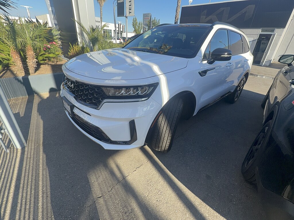 Used 2023 Kia Sorento S SUV