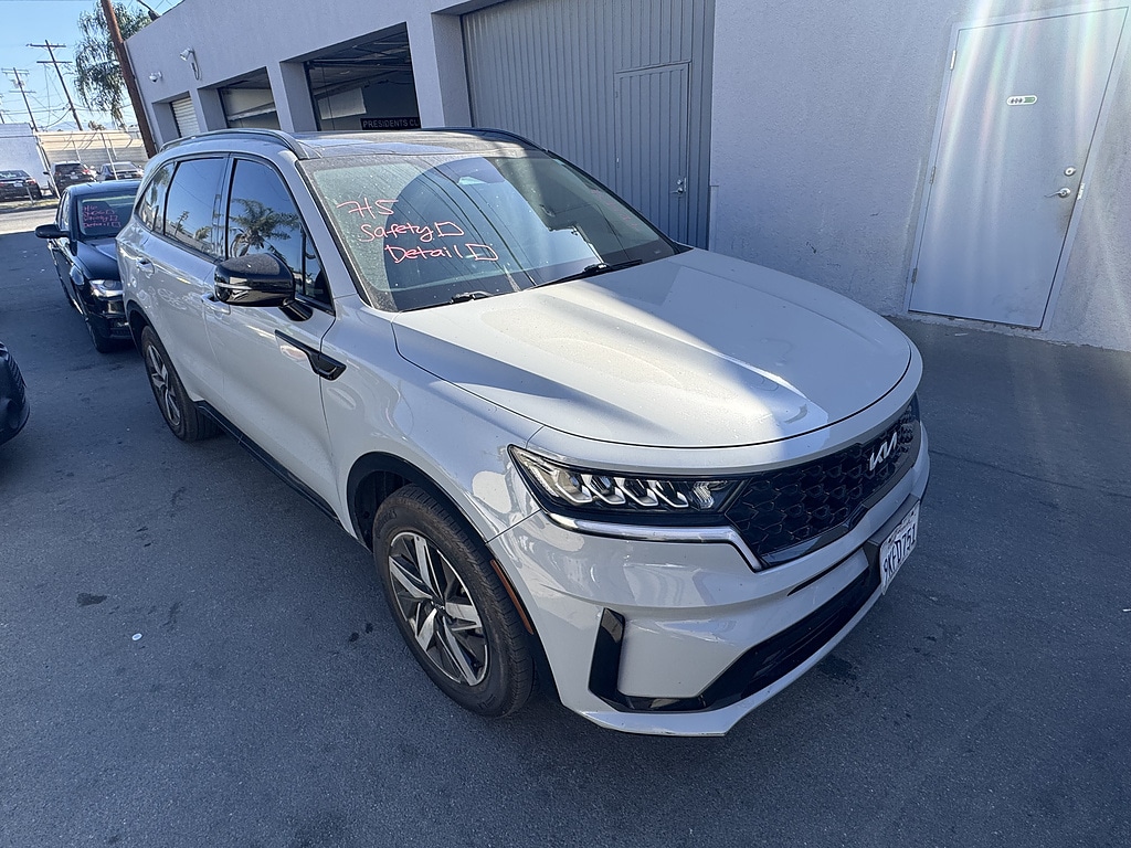 Used 2023 Kia Sorento EX SUV