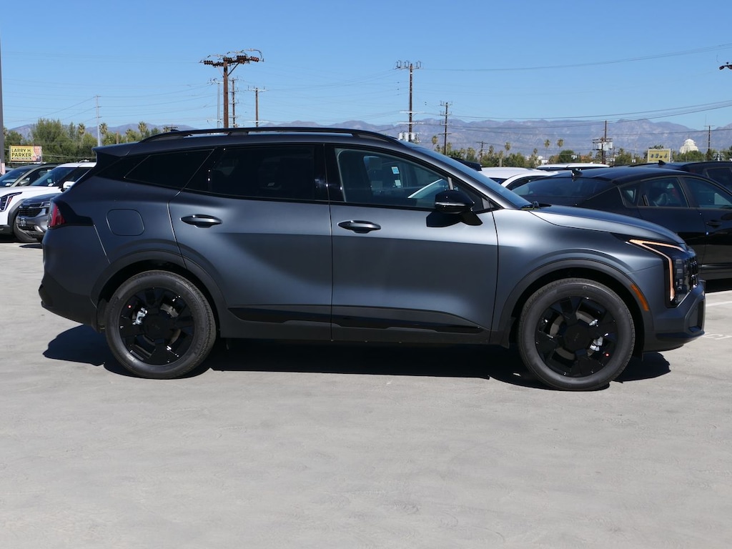 New 2026 Kia Sportage Plug-In Hybrid X-Line SUV