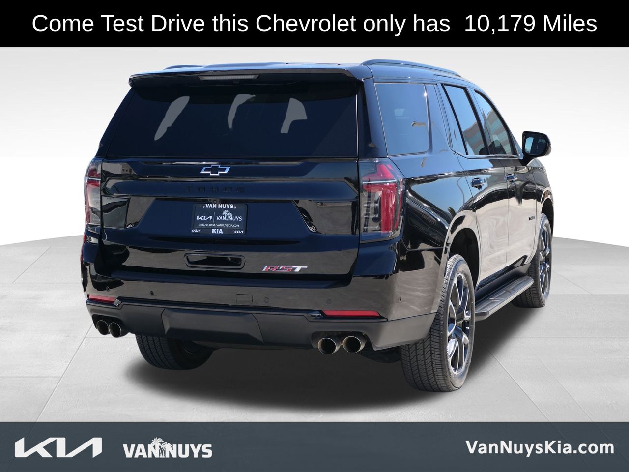 2025 Chevrolet Tahoe RST photo 2