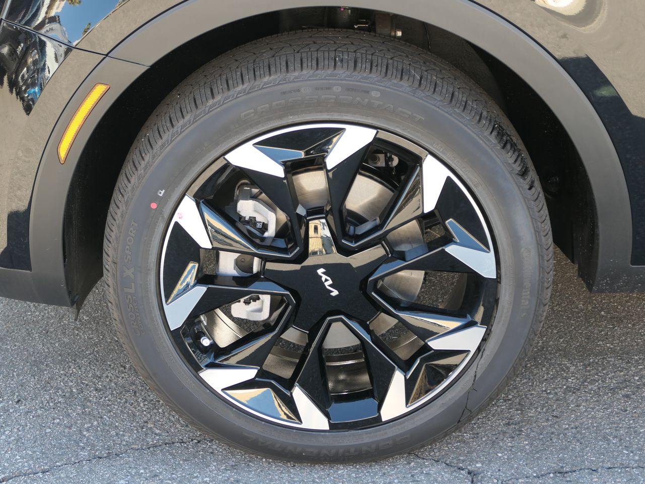 2026 Kia Sorento EX - Photo 9