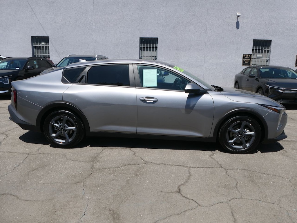 Used 2025 Kia K4 LXS Sedan