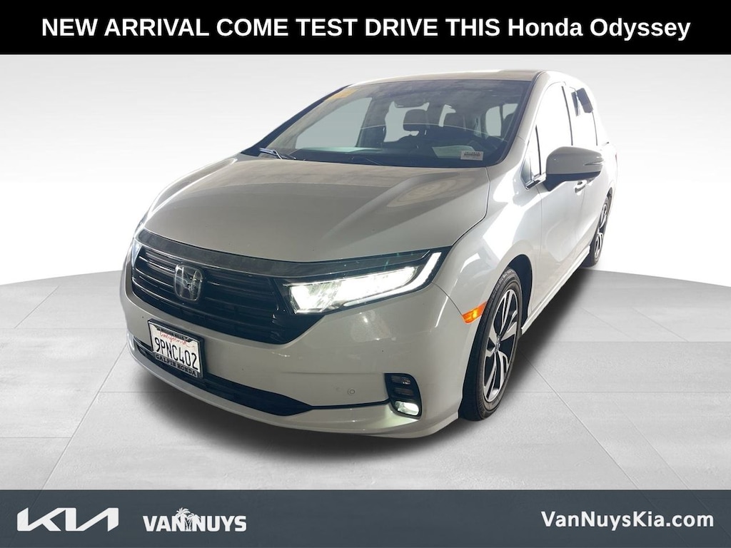 Used 2024 Honda Odyssey Touring Van