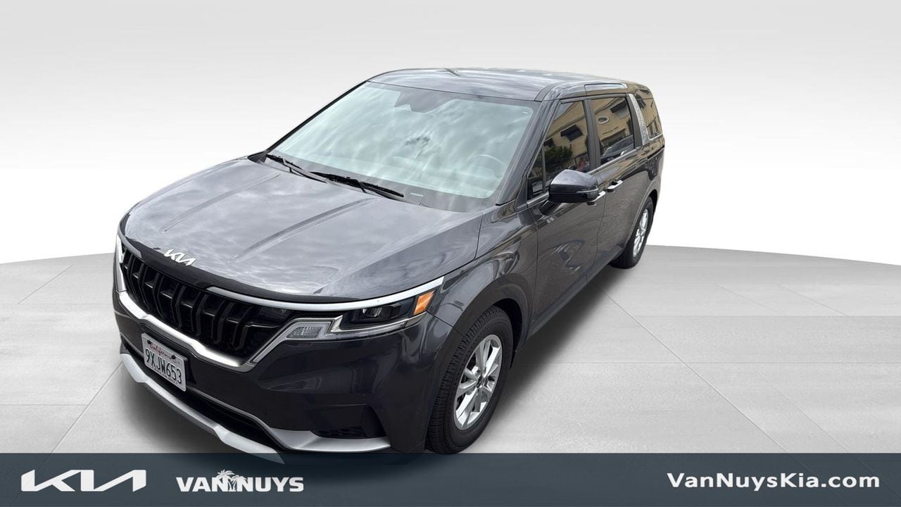 2024 Kia Sedona LX Seat Pkg's photo