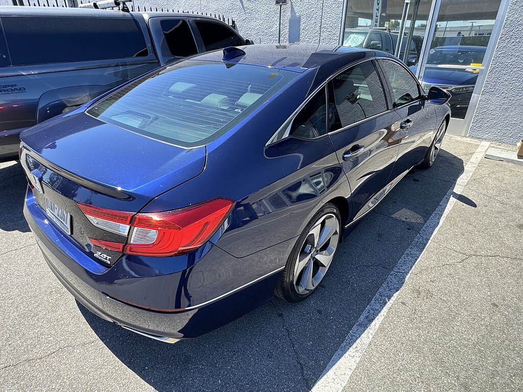 Used 2020 Honda Accord Touring 2.0T Sedan