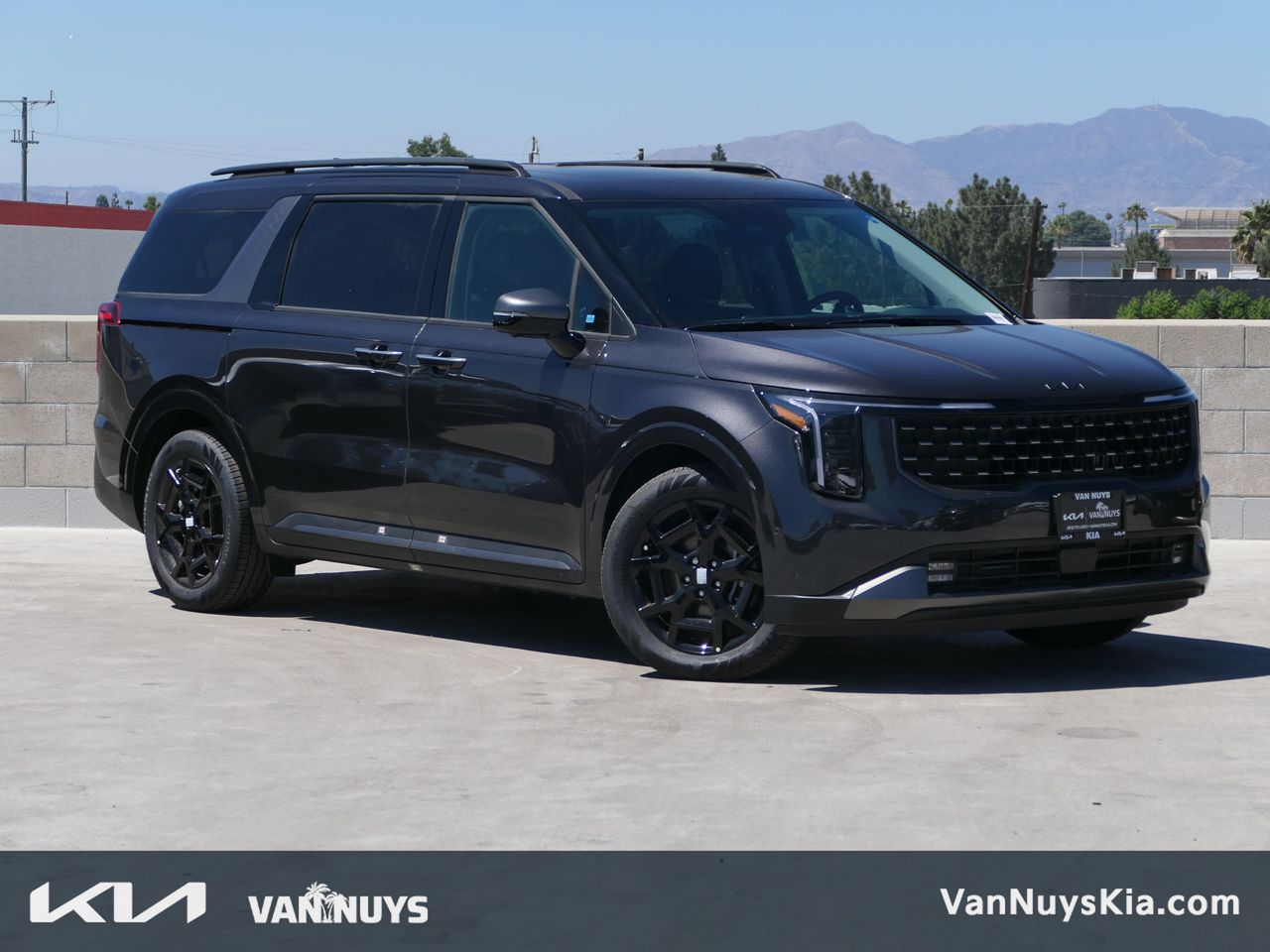 2025 Kia Carnival SX Prestige's photo