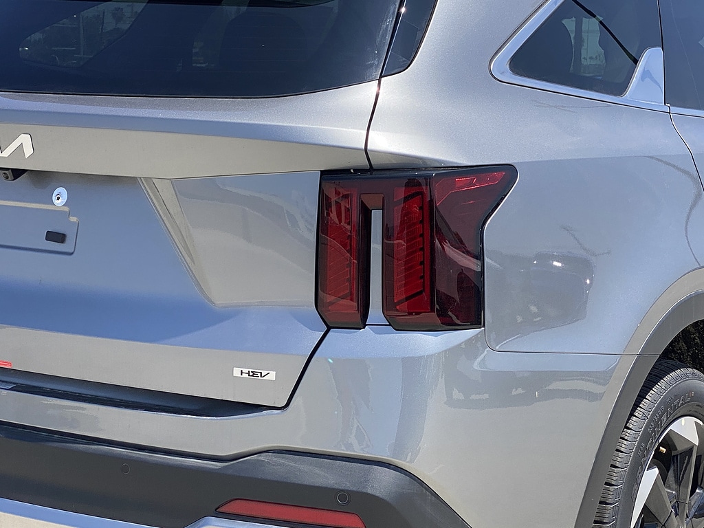 New 2026 Kia Sorento Hybrid EX