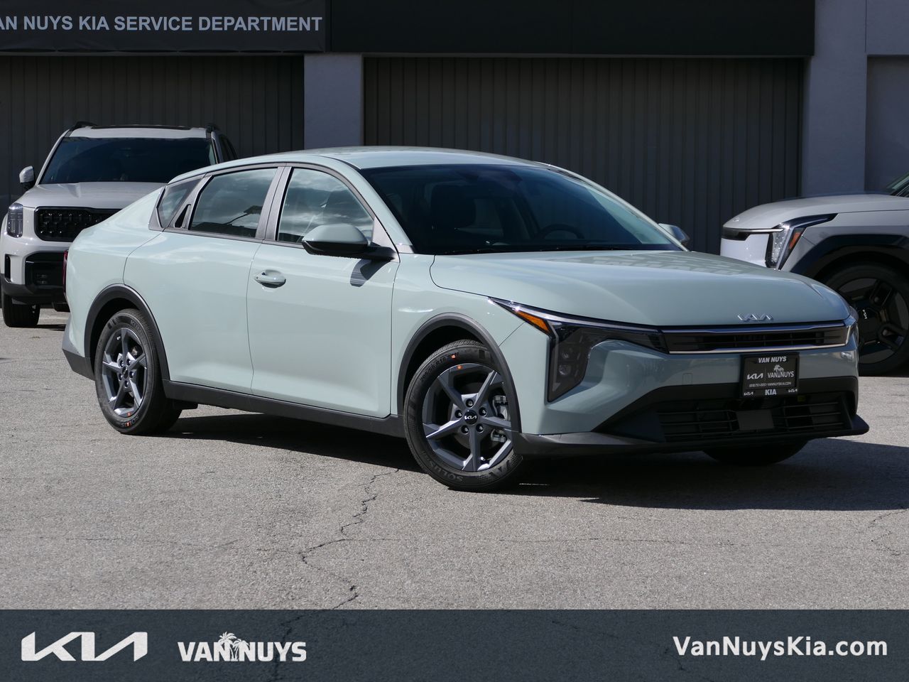 2025 Kia K4 LXS's photo