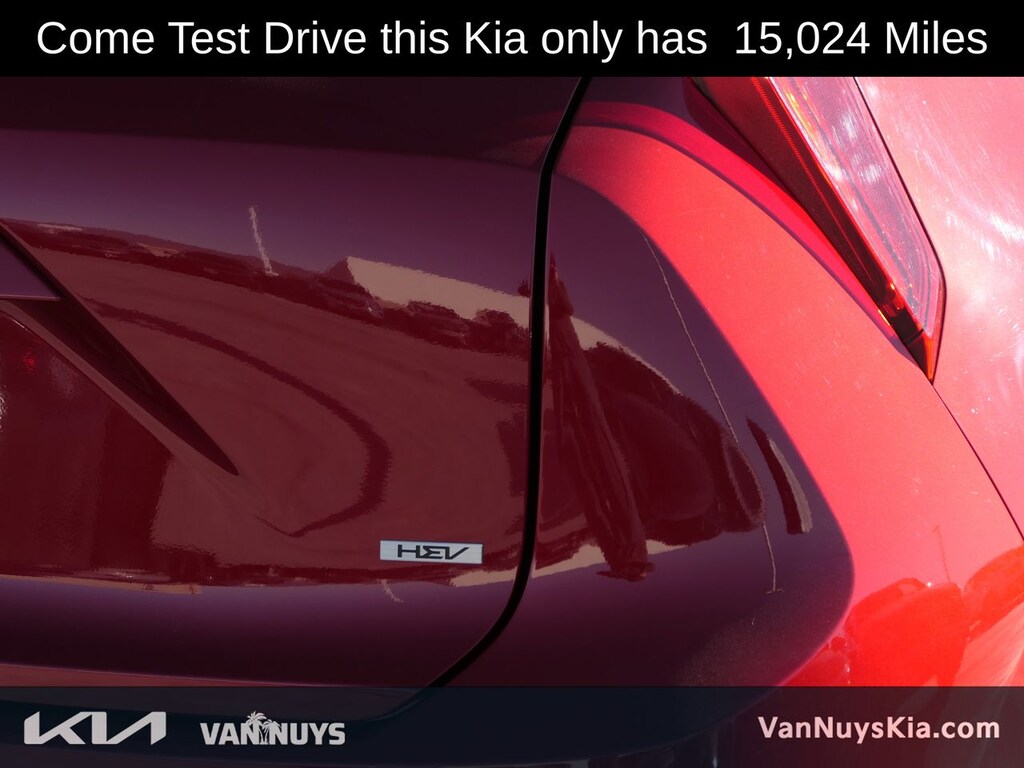 Used 2023 Kia Niro SX SUV