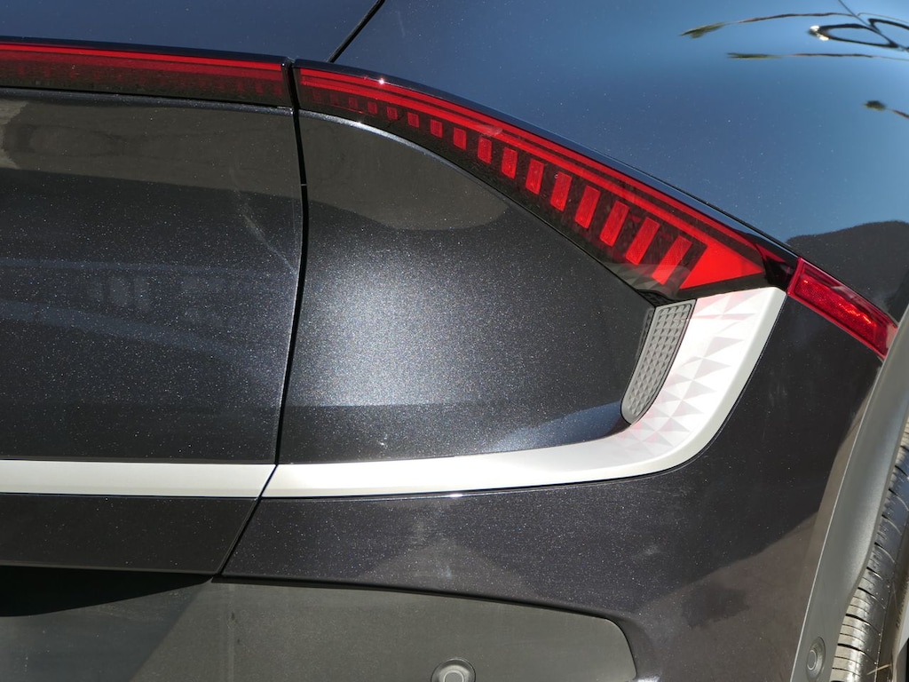 New 2025 Kia EV6 Light SUV