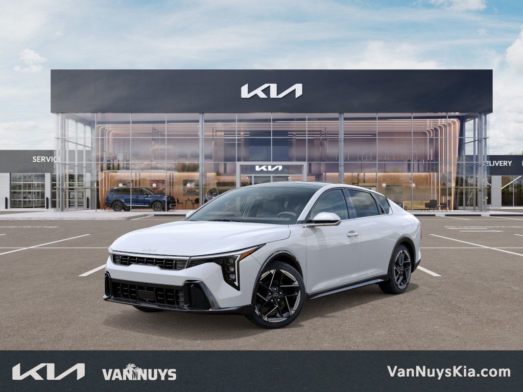2025 Kia K4 GT-Line's photo