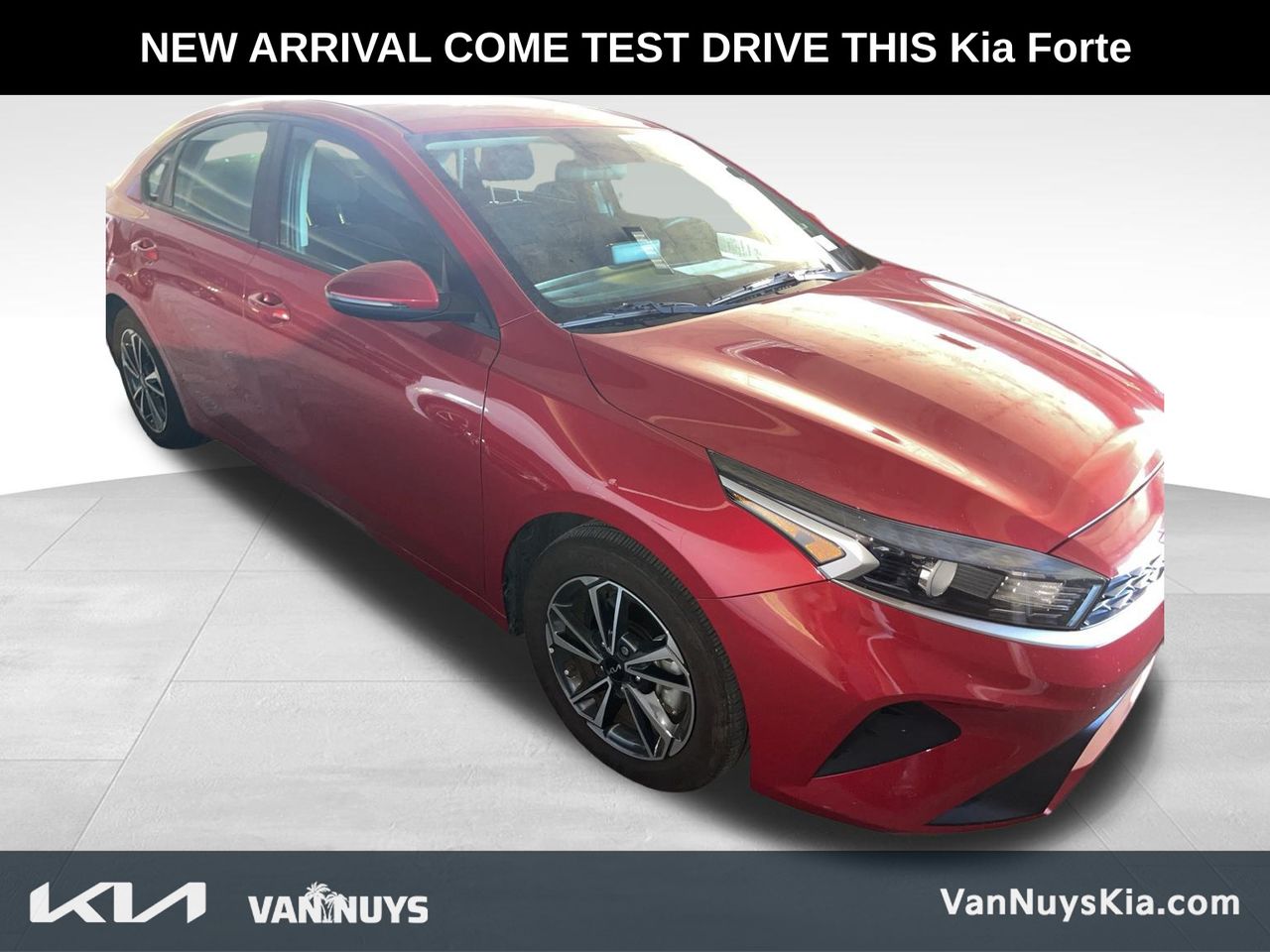 2023 Kia Forte LXS photo 3