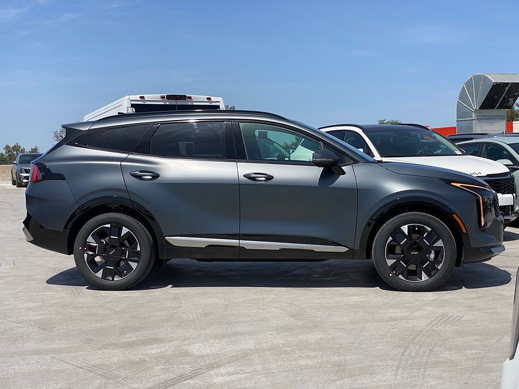 New 2026 Kia Sportage Hybrid SX-Prestige SUV