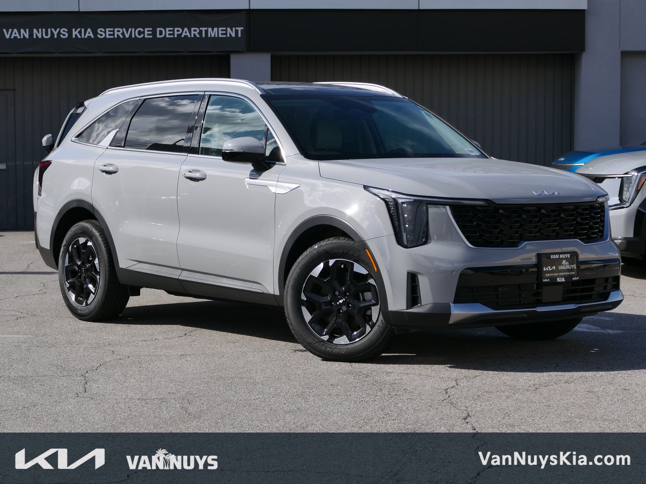 2025 Kia Sorento S's photo