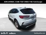 2022 Ford Escape SE photo 3