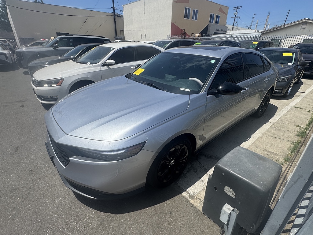 Used 2025 Honda Accord SE Sedan