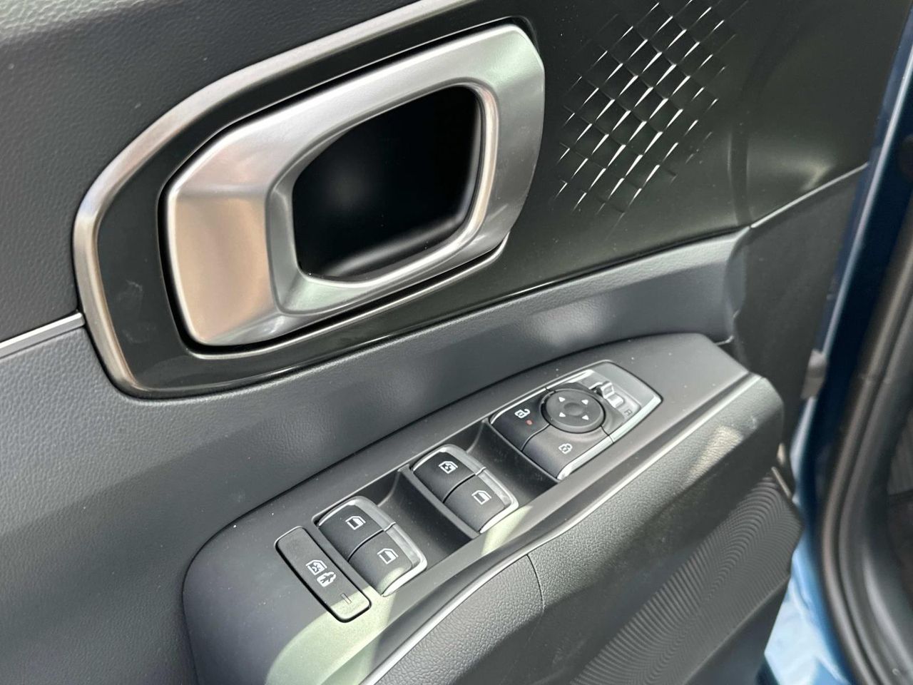 2025 Kia Sorento EX Hybrid - Photo 14