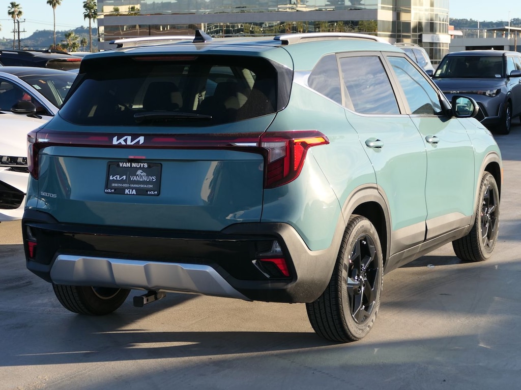New 2026 Kia Seltos EX SUV