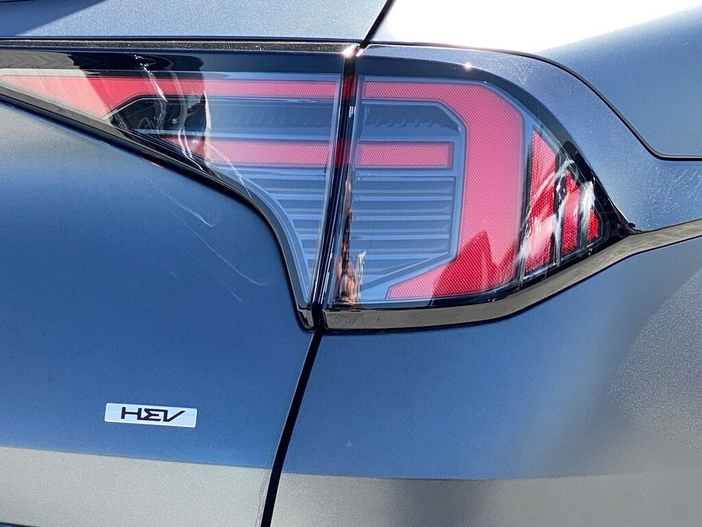 New 2026 Kia Sportage Hybrid SX-Prestige SUV