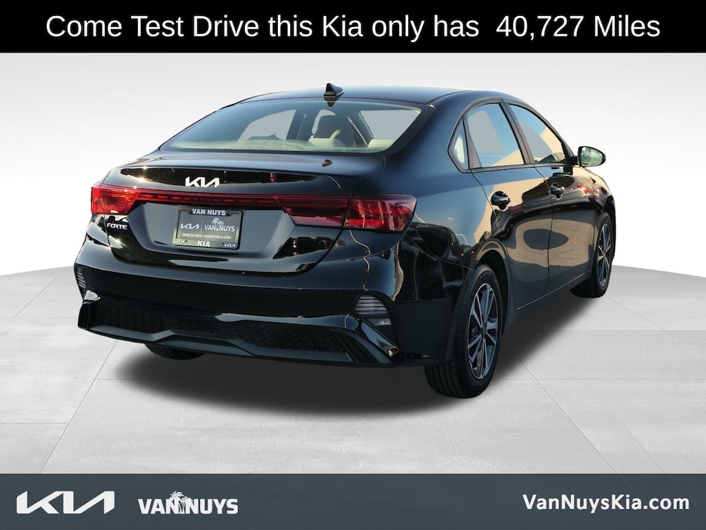 Used 2023 Kia Forte LXS Sedan