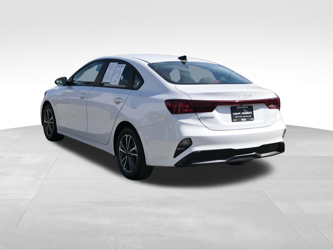 2023 Kia Forte LXS photo 5