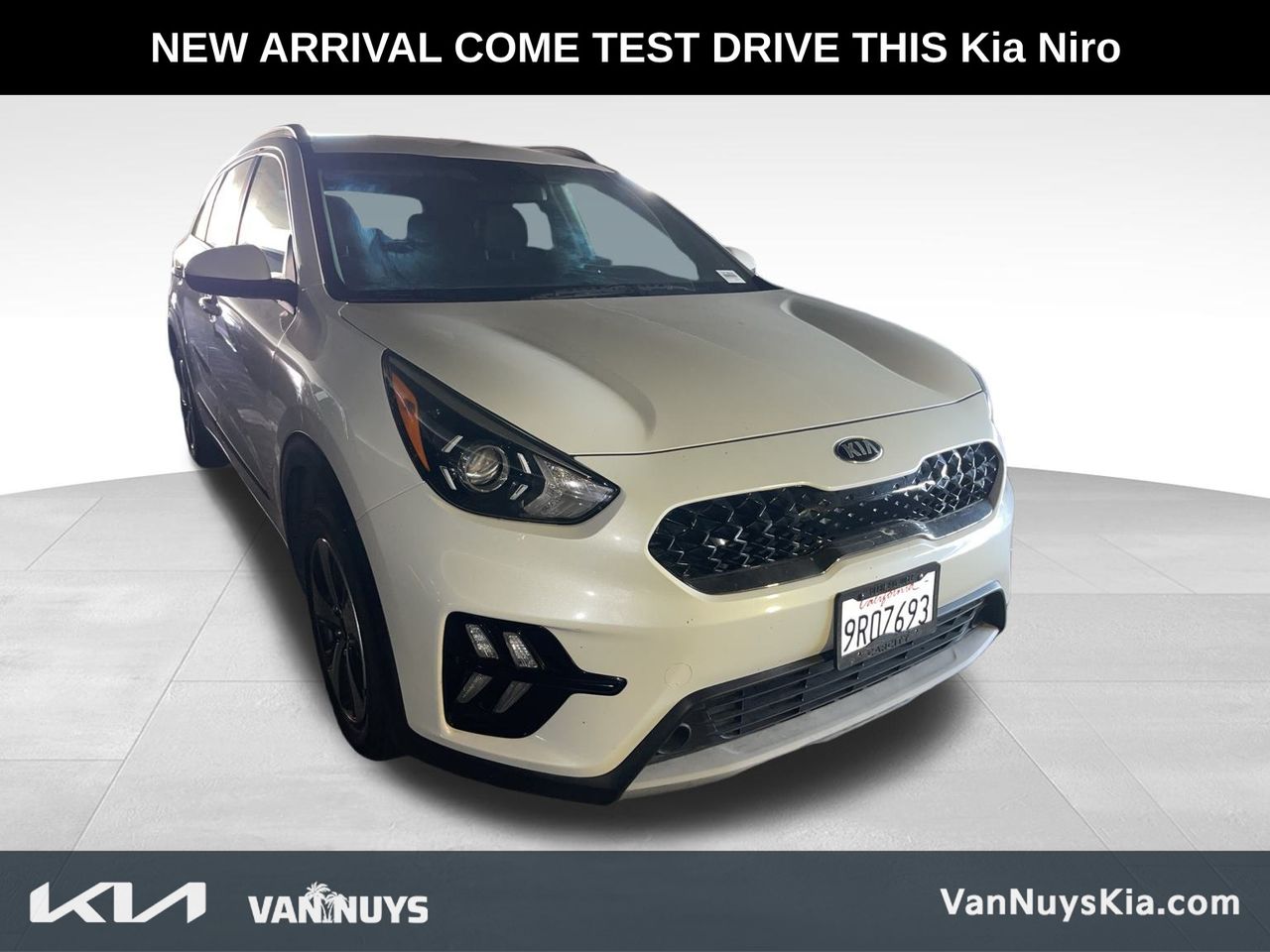 2021 Kia Niro LX photo 3