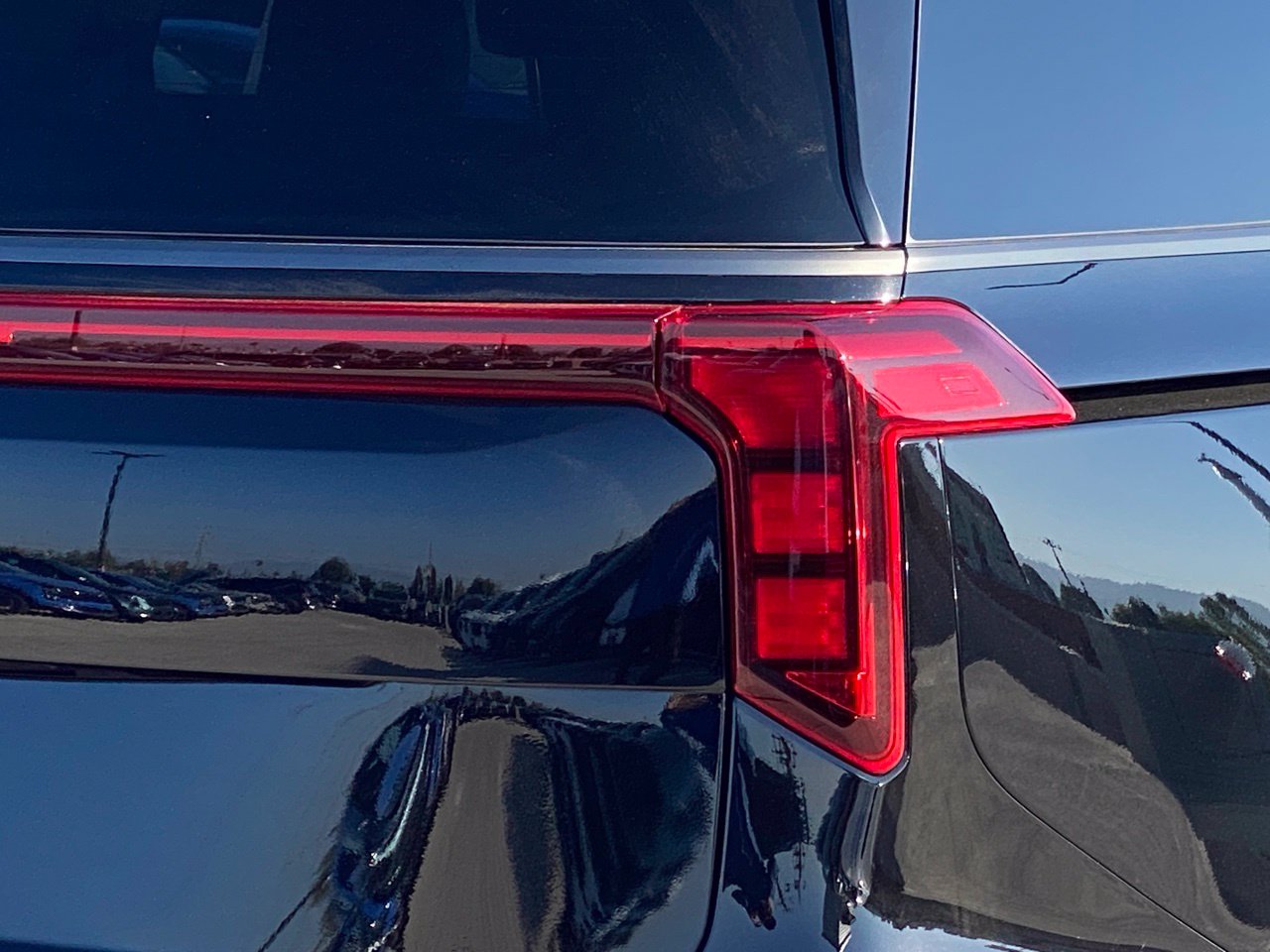 New 2027 Kia Carnival SX Minivan/Van