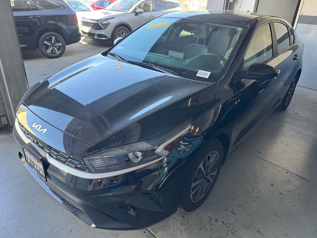 Used 2023 Kia Forte LXS Sedan