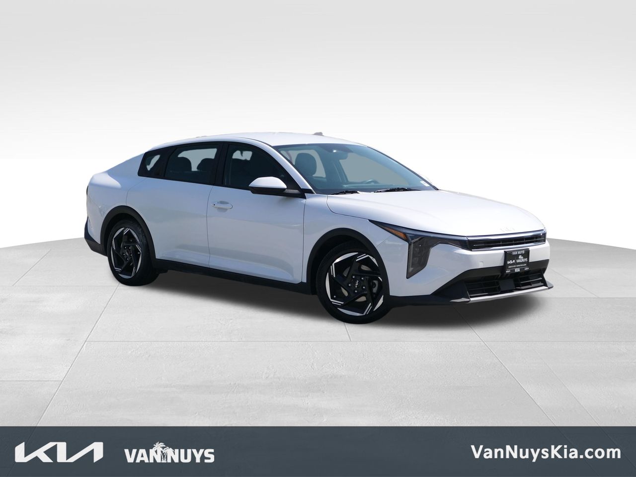 2025 Kia K4 EX AT's photo