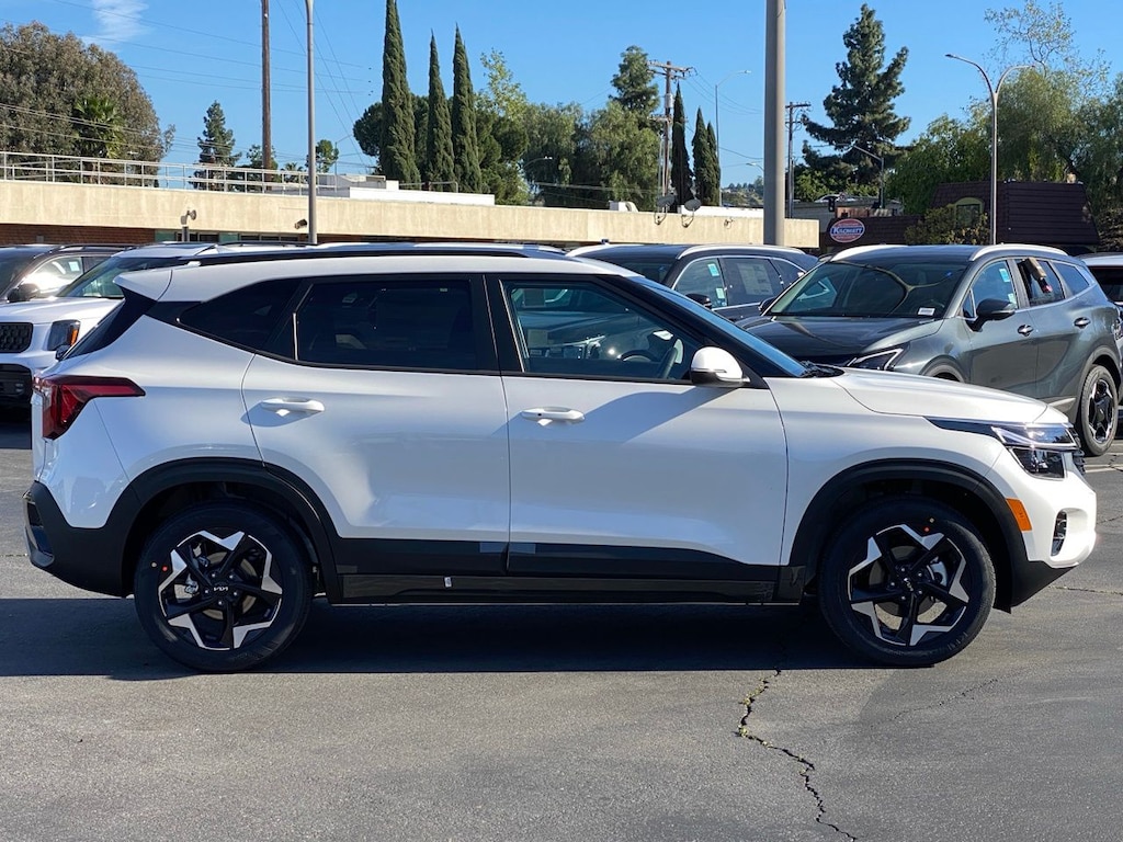 New 2026 Kia Seltos S SUV