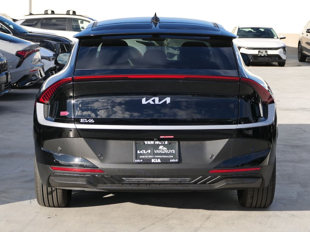 New 2025 Kia EV6 Light SUV