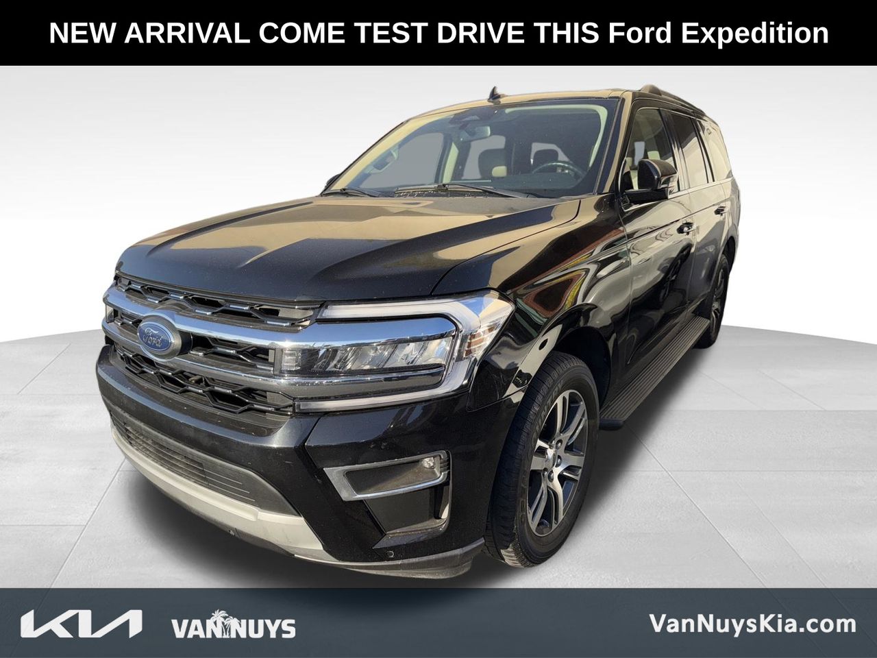 2024 Ford Expedition Limited's photo