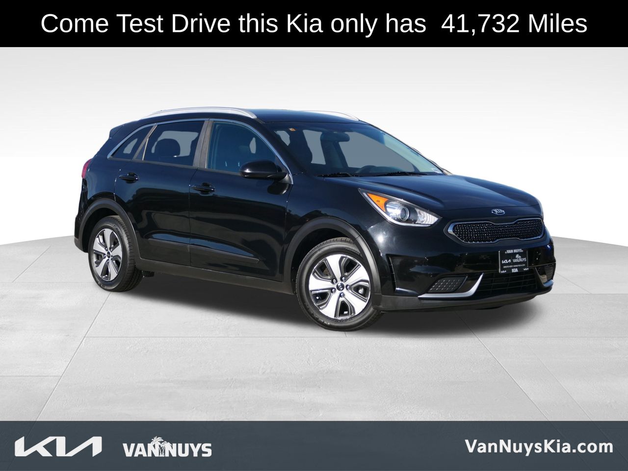2018 Kia Niro LX's photo