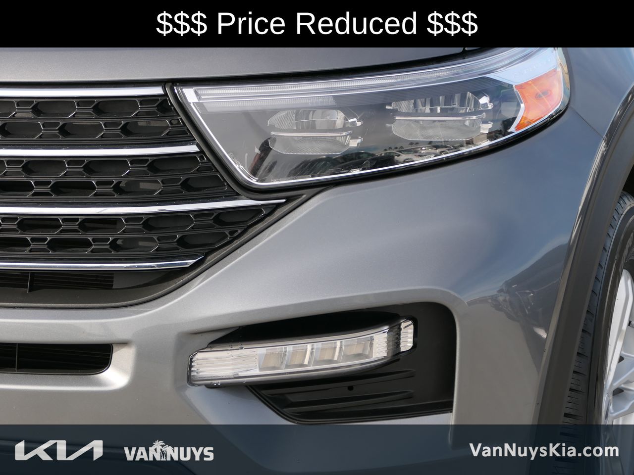 2024 Ford Explorer XLT photo 3