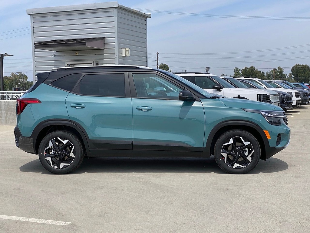 New 2026 Kia Seltos S SUV