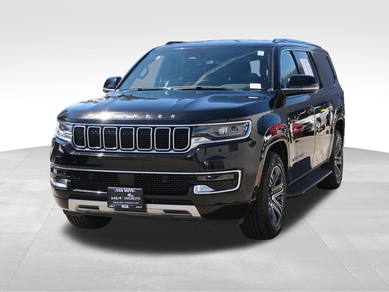 2024 Jeep Wagoneer L Series II photo 6