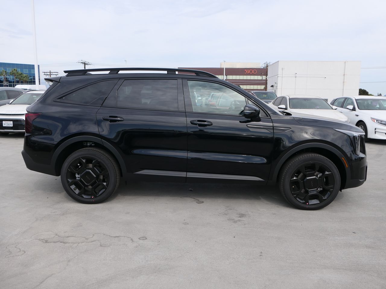 2026 Kia Sorento photo 2