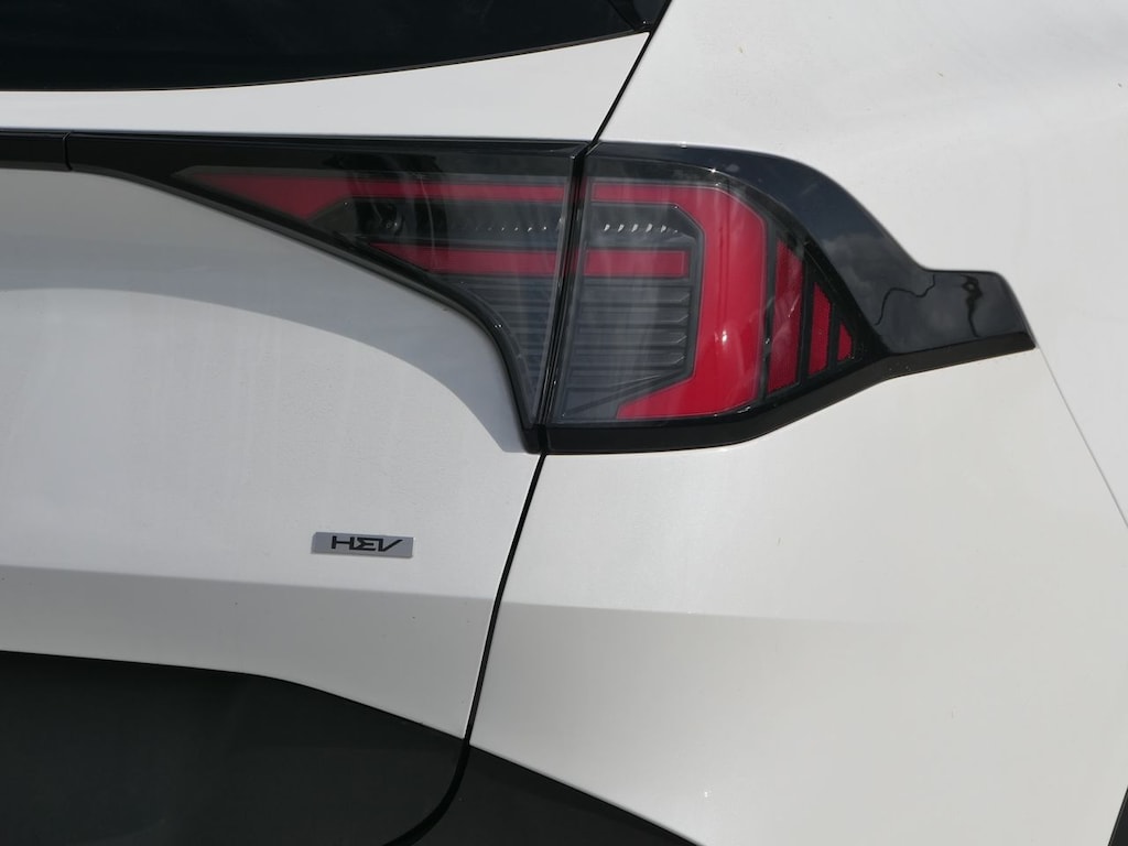 New 2026 Kia Sportage Hybrid LX SUV