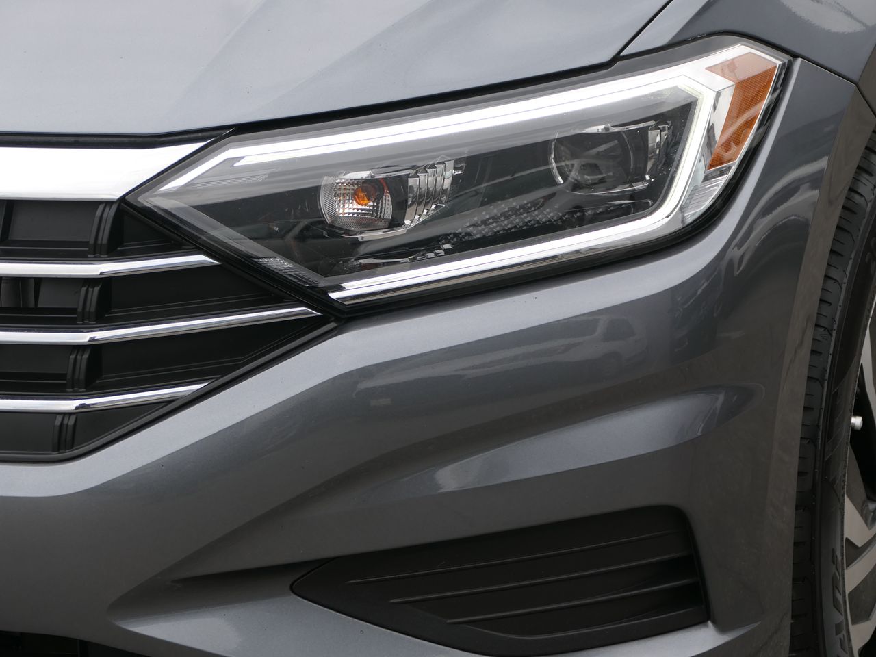 2021 Volkswagen Jetta SEL photo 3