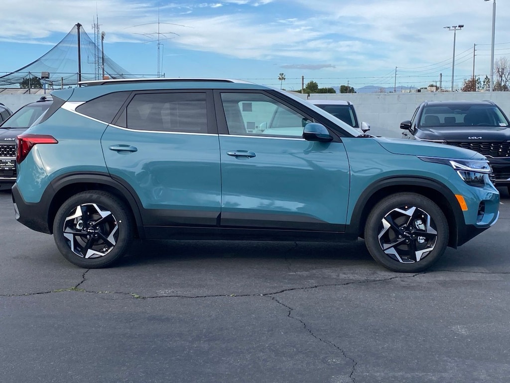 New 2026 Kia Seltos EX SUV