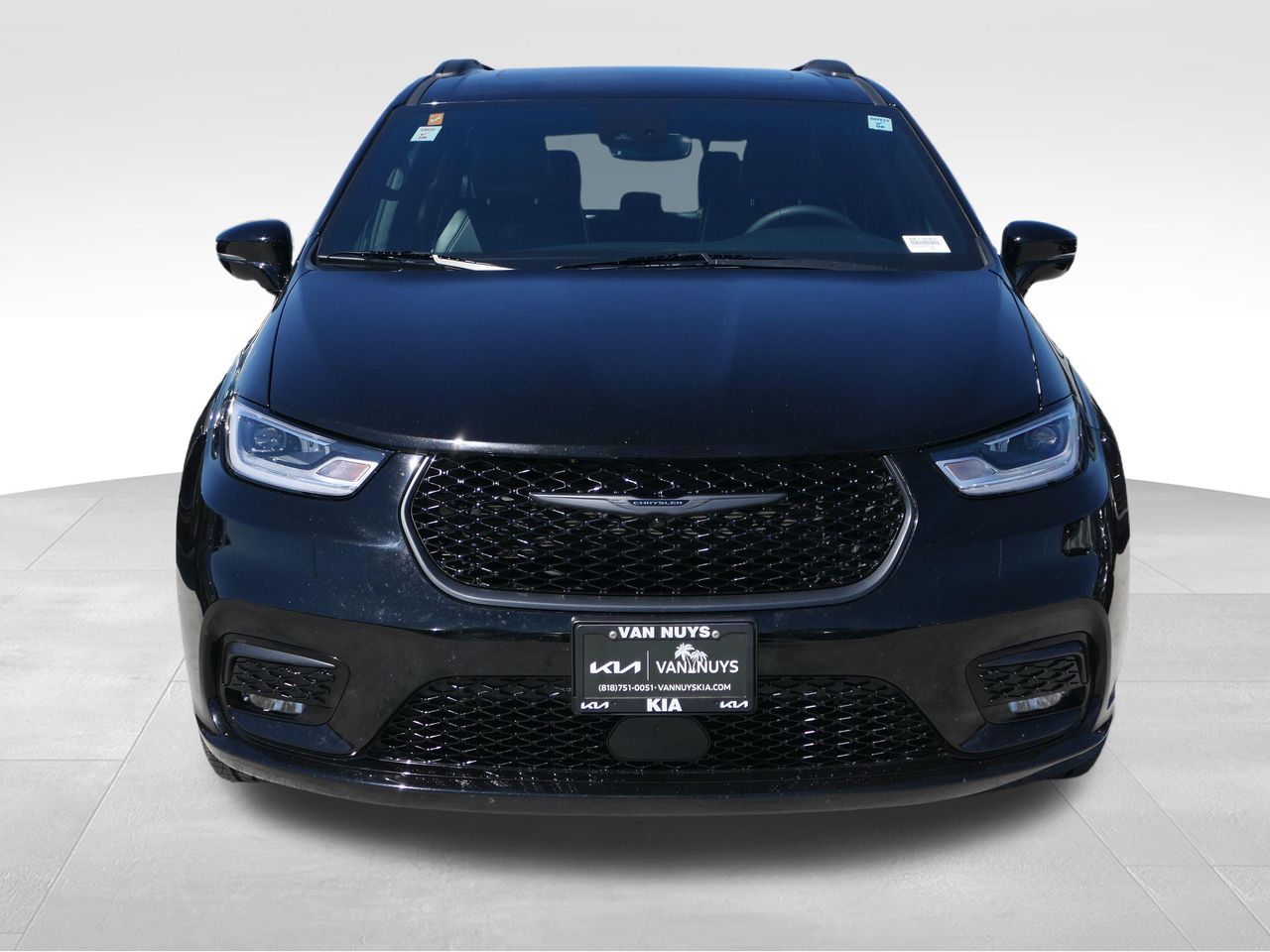 2025 Chrysler Pacifica Limited photo 6