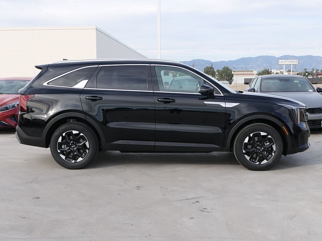 New 2026 Kia Sorento S SUV