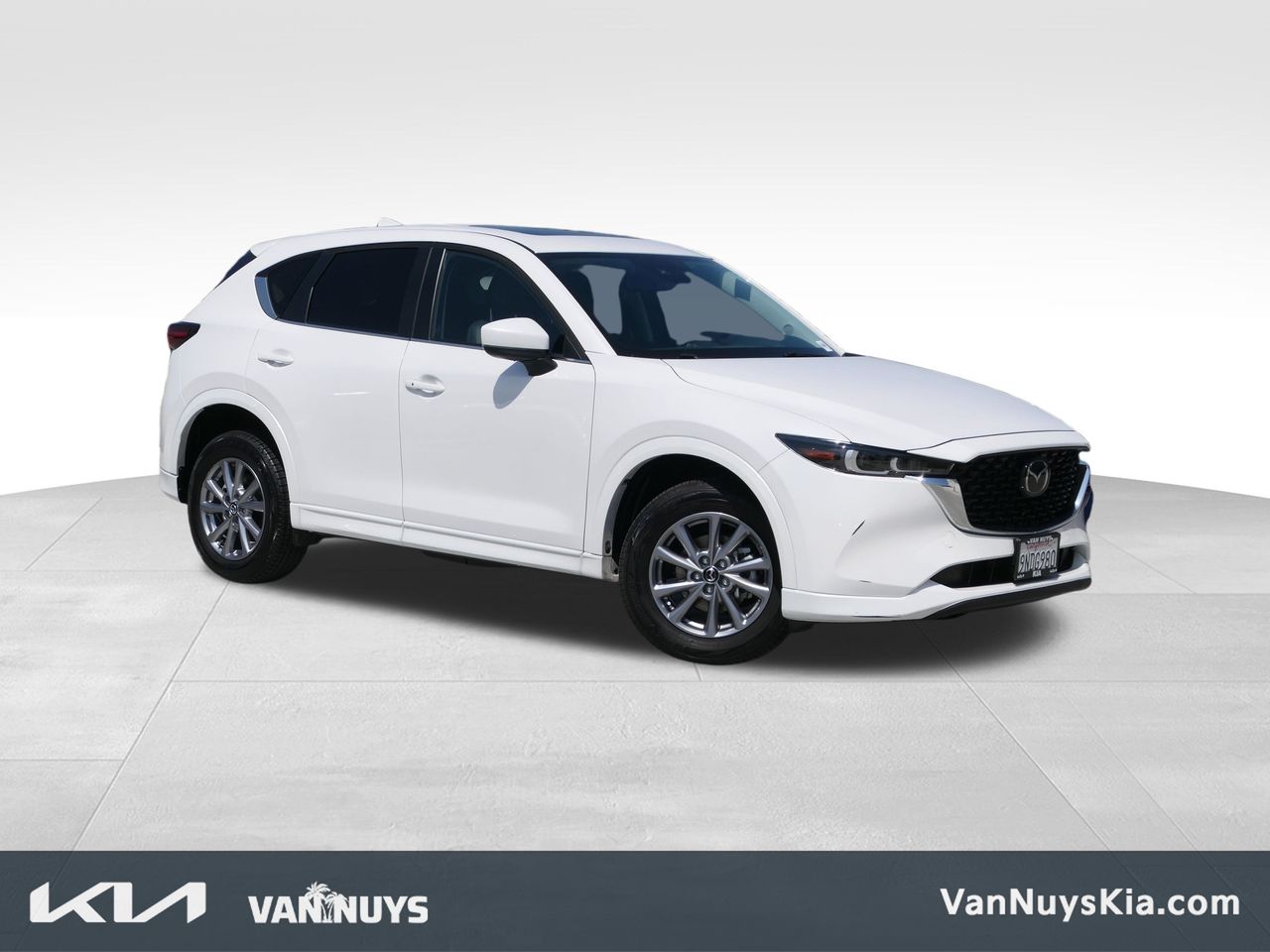 2024 Mazda CX-5 S Preferred package Auto AWD's photo