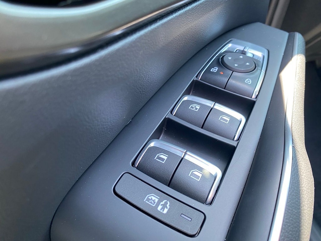 2026 Kia Sorento EX Hybrid - Photo 11