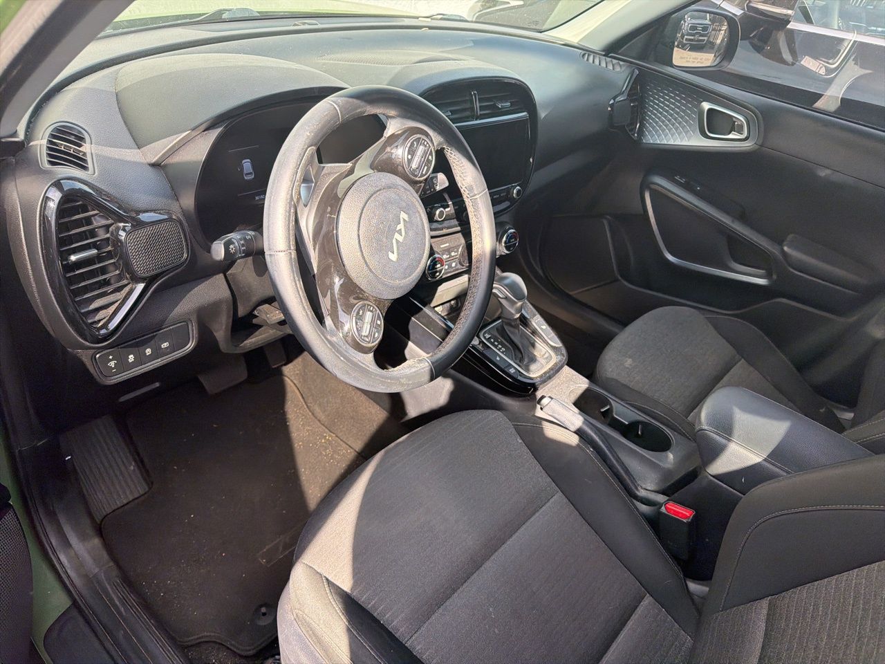 2023 Kia Soul EX photo 5