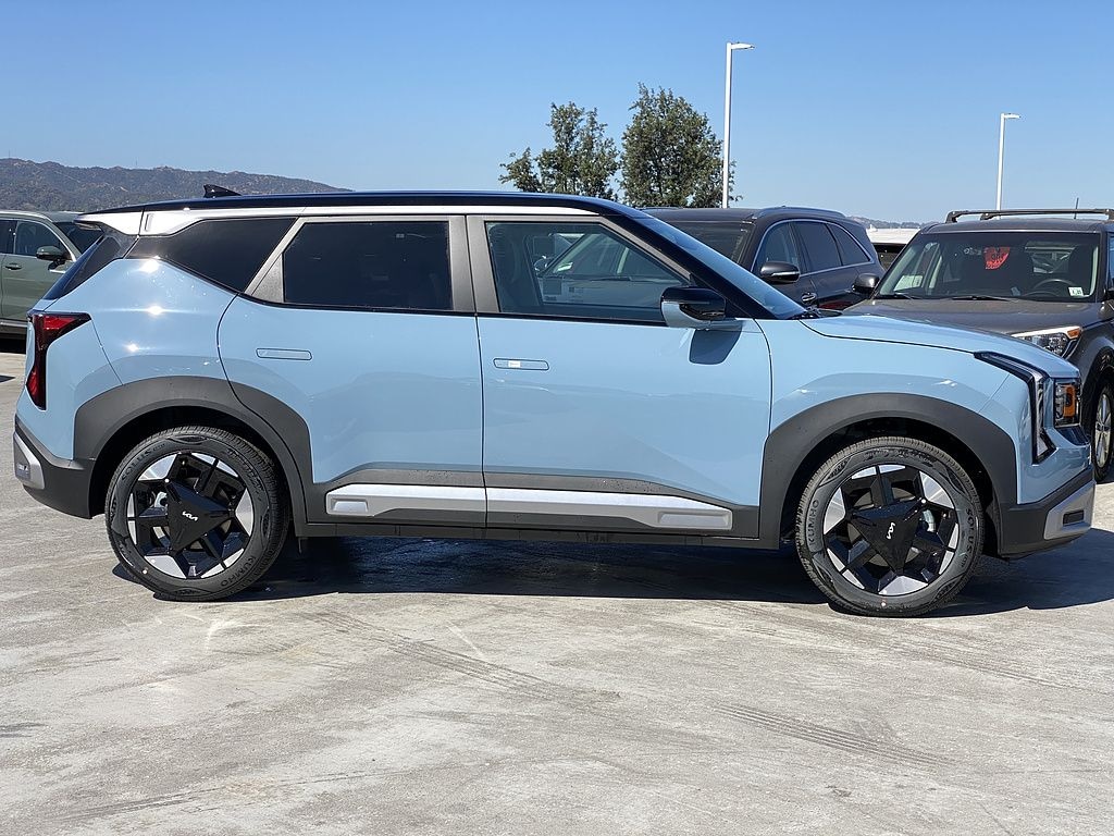 New 2027 Kia Seltos S SUV