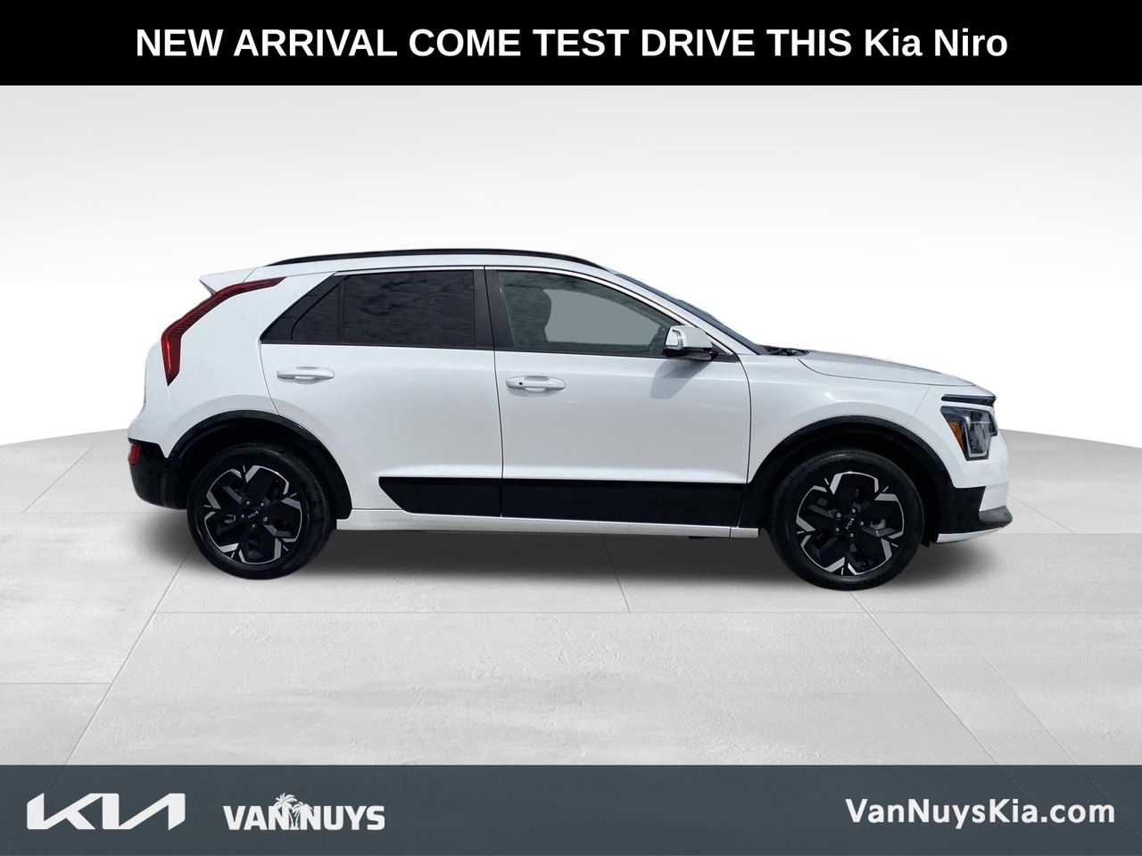 Used 2023 Kia Niro Wind with VIN KNDCR3L18P5039084 for sale in Los Angeles, CA