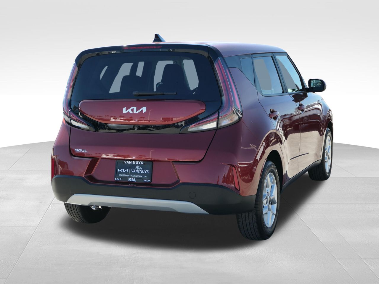 2023 Kia Soul S photo 2