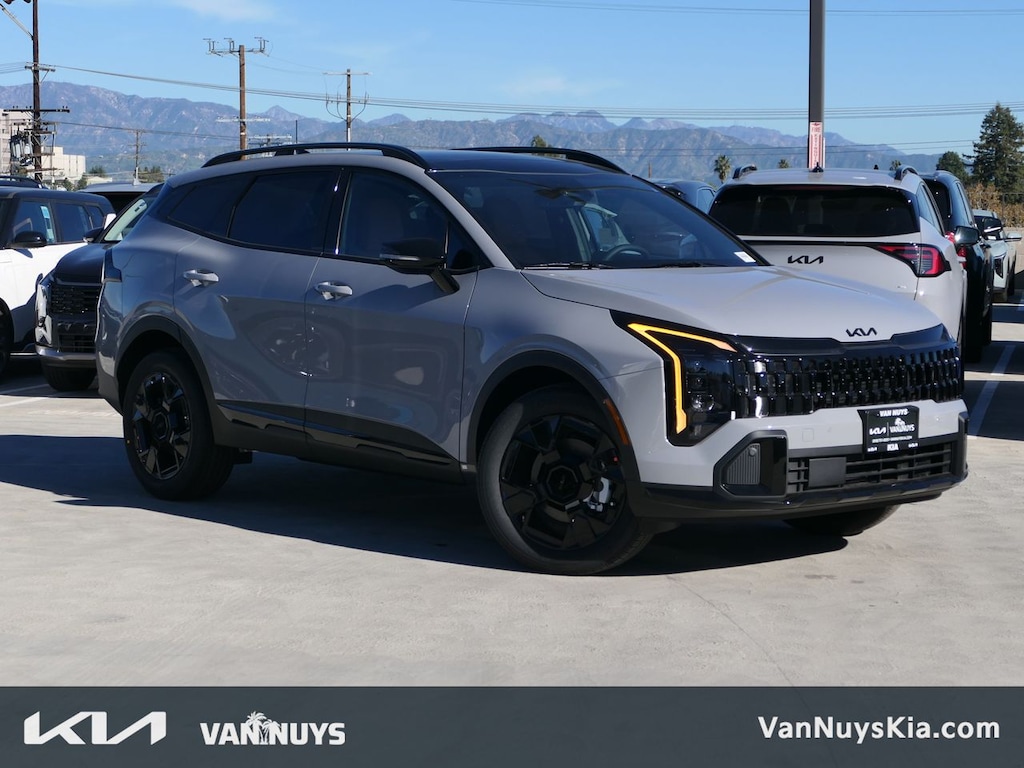 New 2026 Kia Sportage Hybrid X-Line SUV